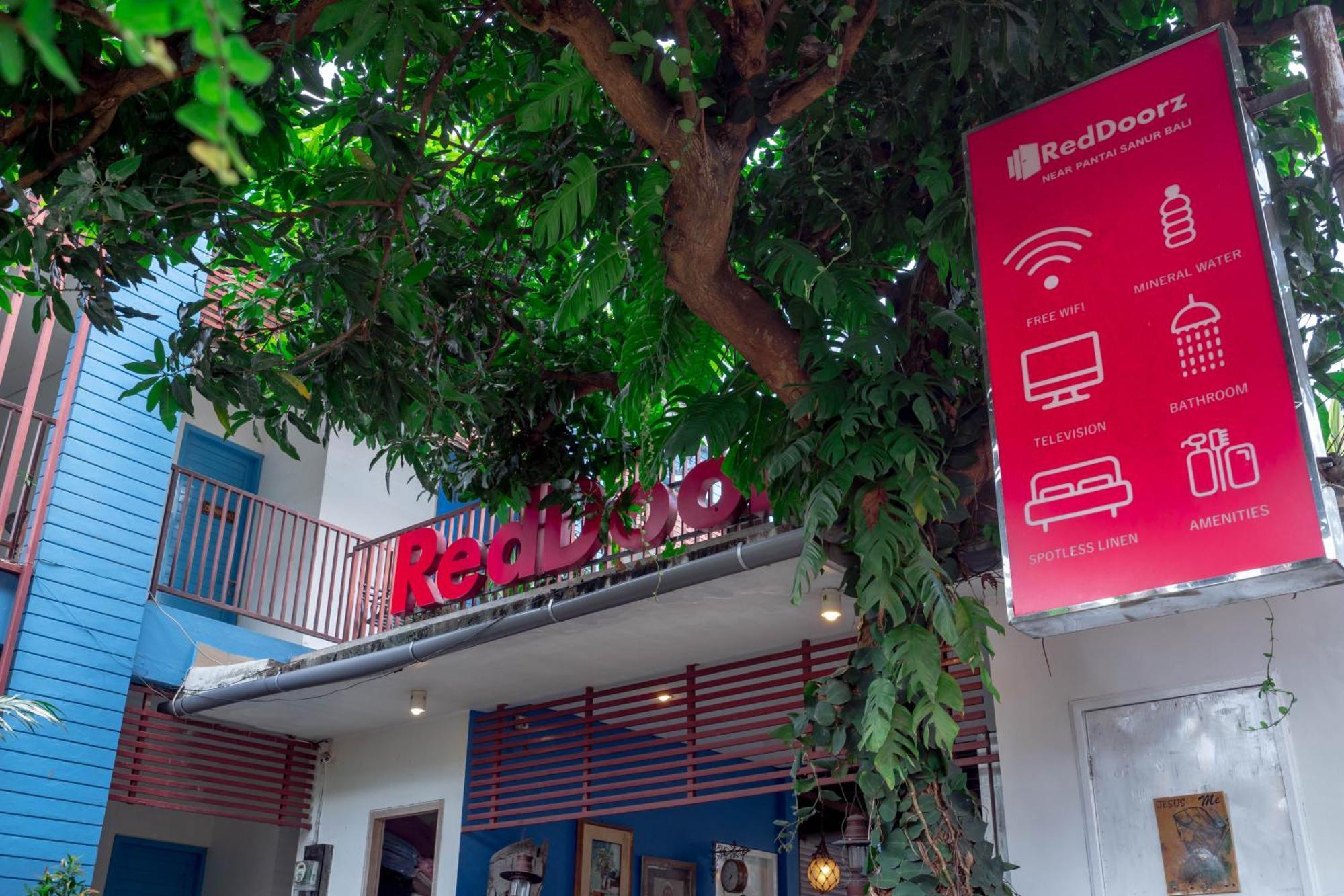 Reddoorz Near Pantai Sanur Bali Hotel Exterior photo